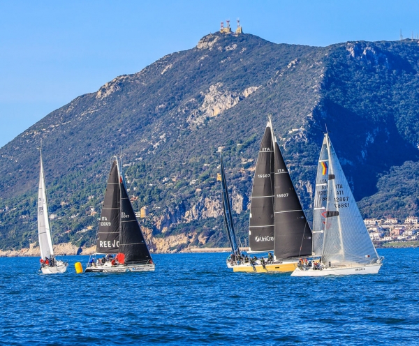 CIRCEO YACHT VELA CLUB | scuola vela FIV su derive per ragazzi | regate derive e altura | San Felice Circeo | Latina | Lazio