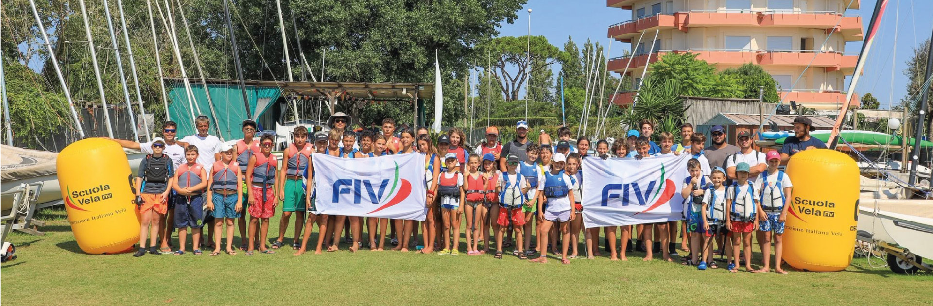 allievi-scuola-vela-corsi-naivigazione-altura-circeo allievi-scuola-vela-corsi-naivigazione-altura-circeo