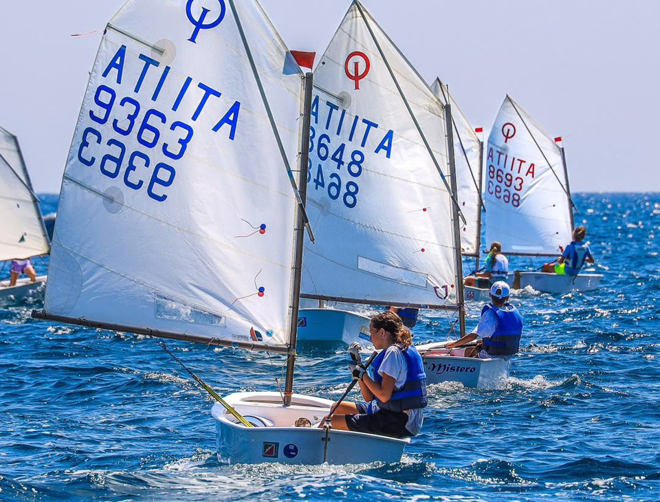scuola-vela-circeo-optimist-derive-fiv-federazione-italiana-vela scuola-vela-circeo-optimist-derive-fiv-federazione-italiana-vela